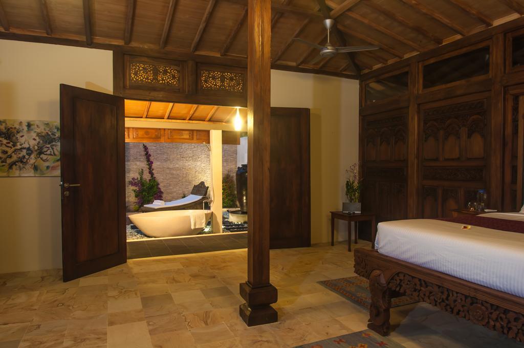 Oceanfront Citakara Sari Villas Кандидаса Екстер'єр фото