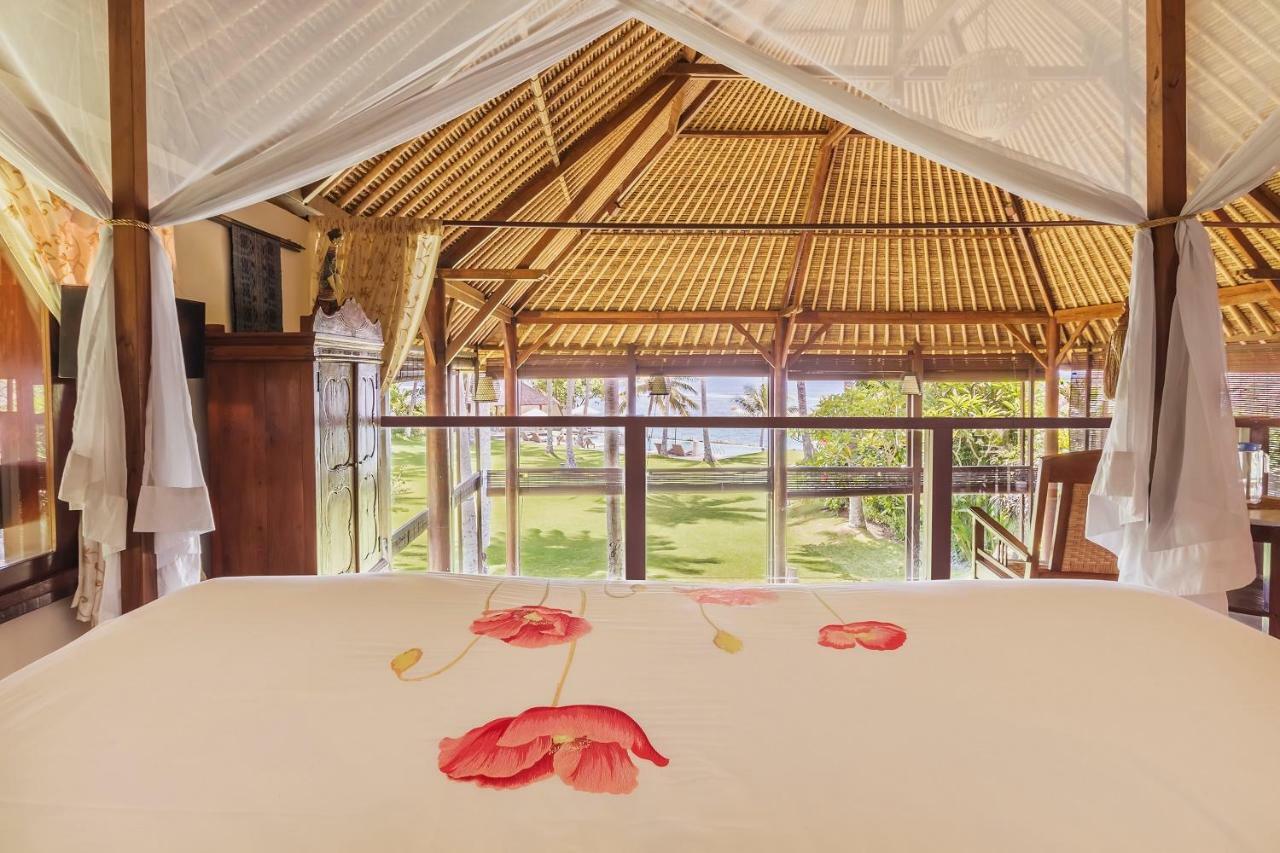 Oceanfront Citakara Sari Villas Кандидаса Екстер'єр фото