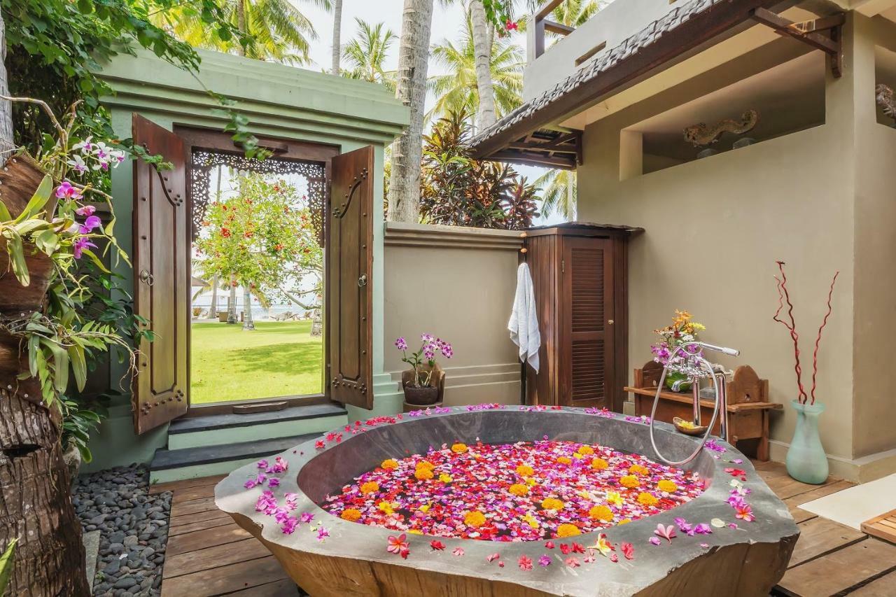 Oceanfront Citakara Sari Villas Кандидаса Екстер'єр фото